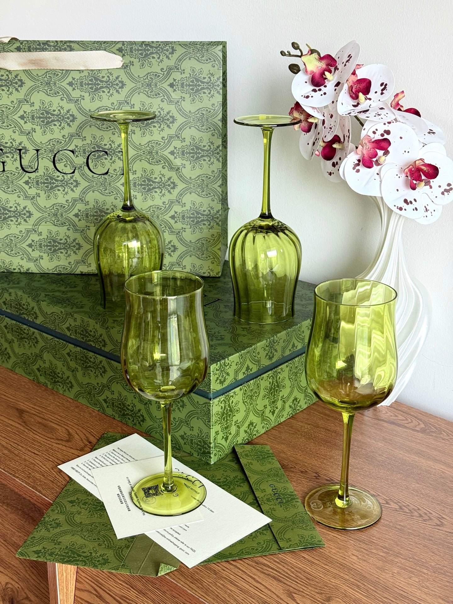 GUCCI WINE GLASS SET