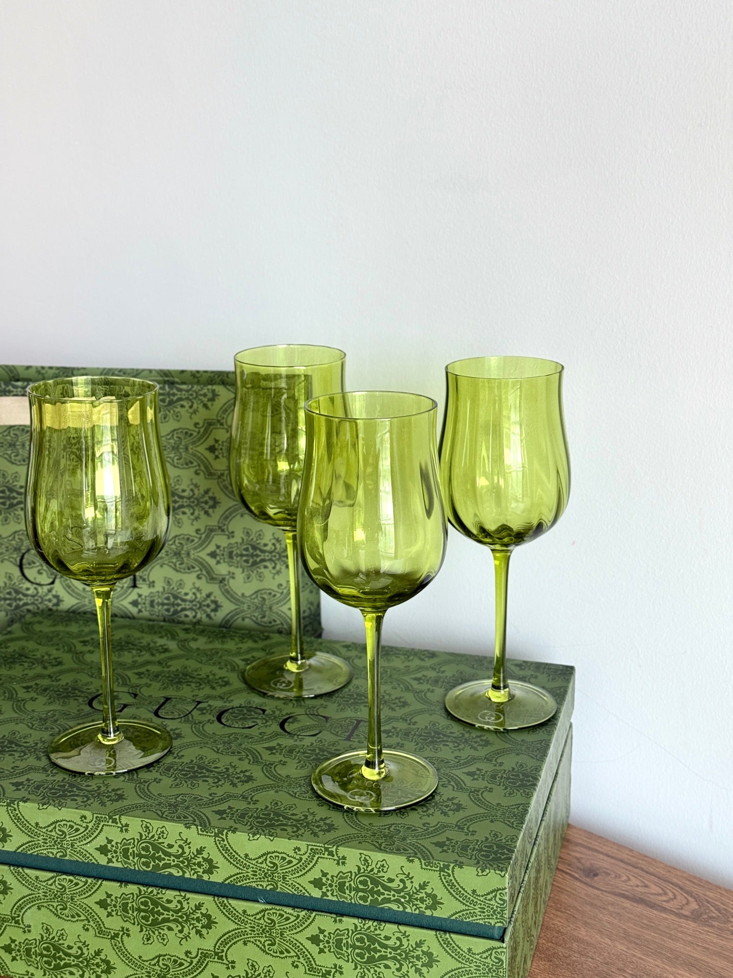 GUCCI WINE GLASS SET