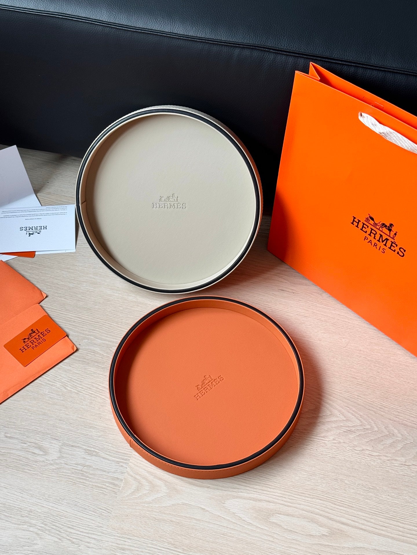 HERMES ROUND SERVING TRAY