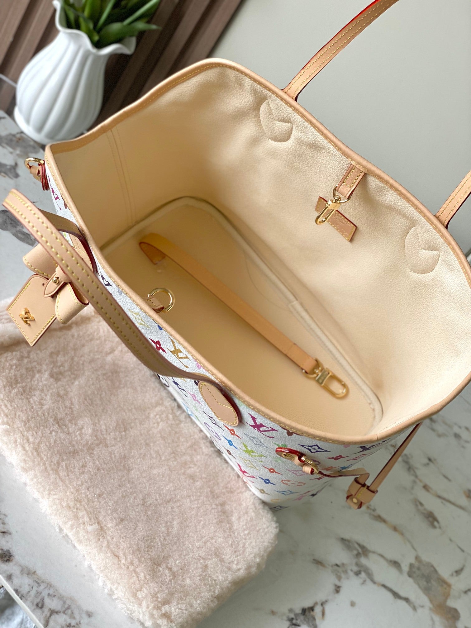 CUSTOM LV NEVERWOOF PET BAG (MURAKAMI)