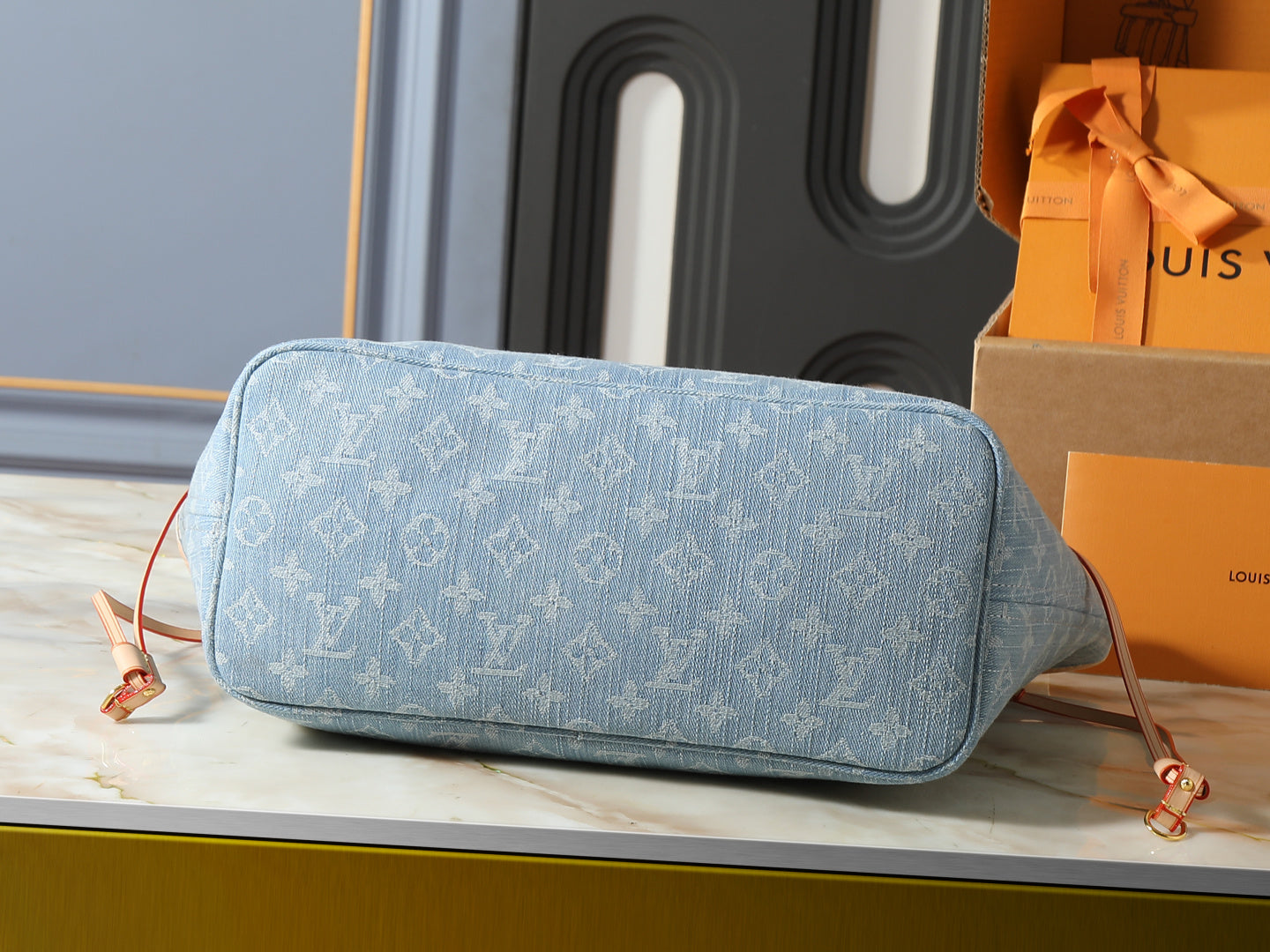 CUSTOM LV NEVERWOOF PET BAG (DENIM)