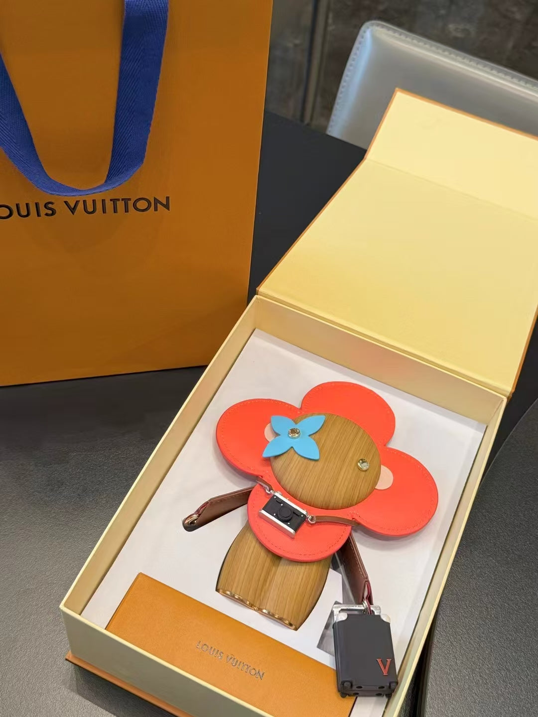 CUSTOM VIVIENNE SCENTED FIGURINE (ORANGE)