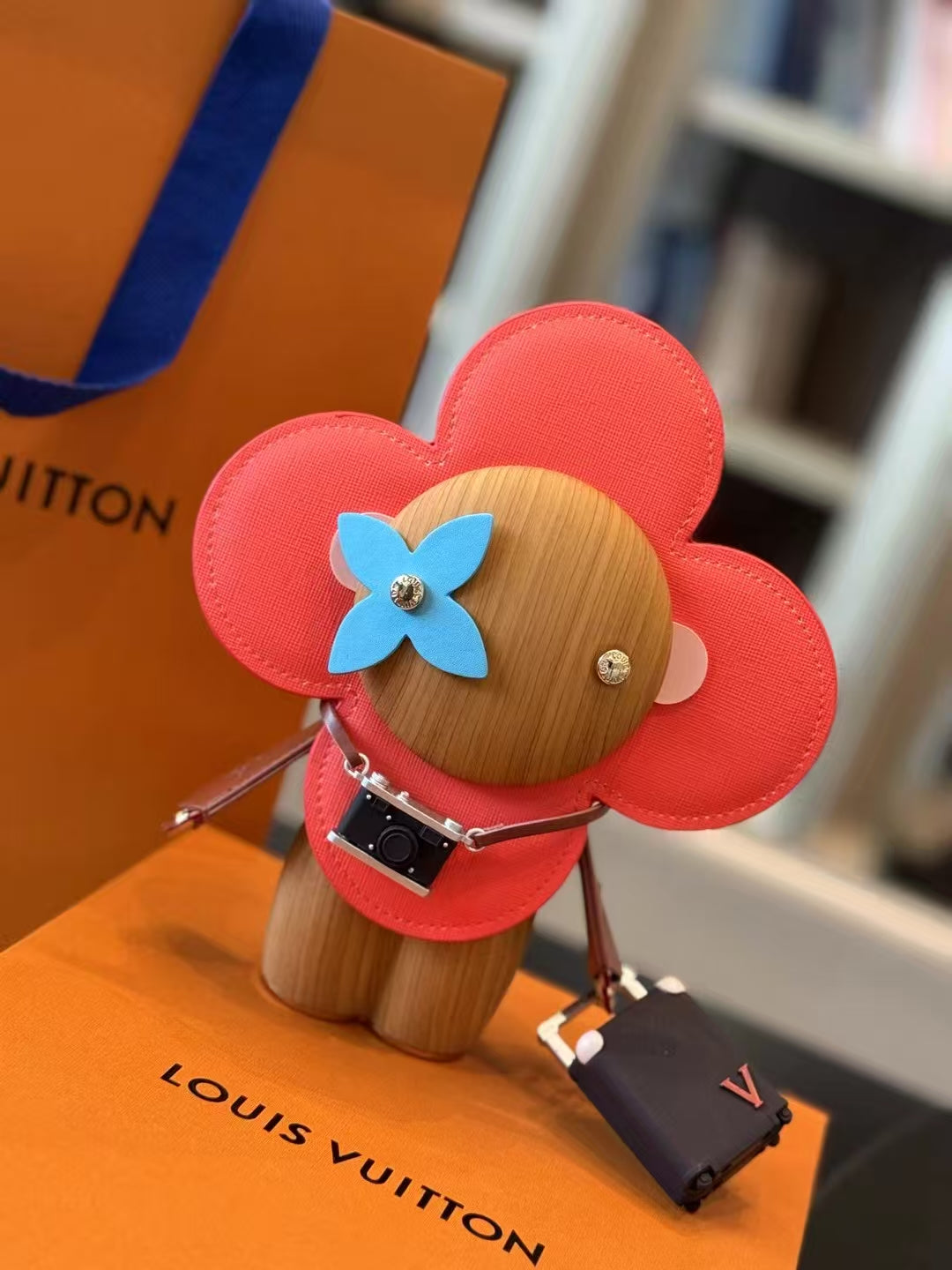 CUSTOM VIVIENNE SCENTED FIGURINE (ORANGE)