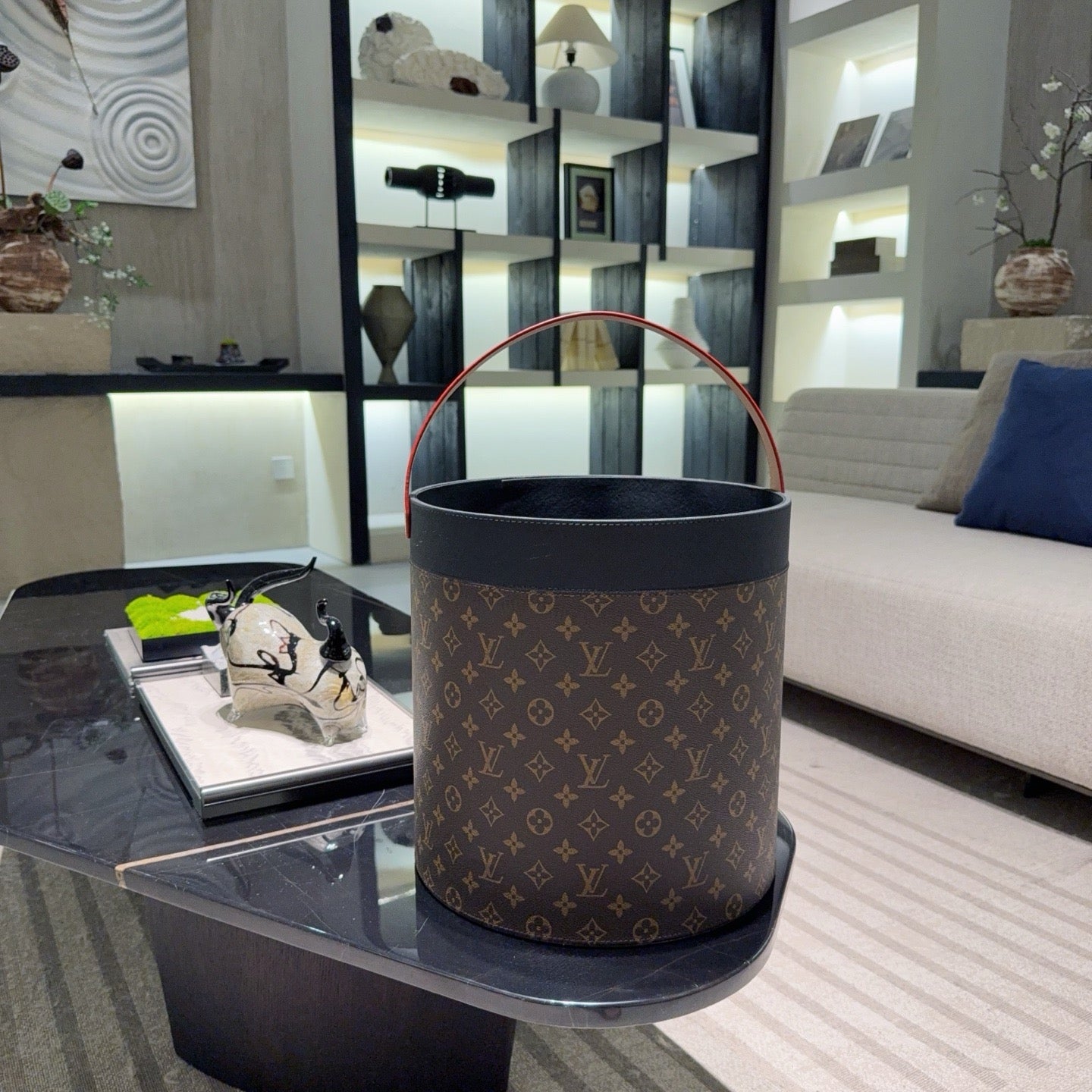 CUSTOM LV STORAGE BIN
