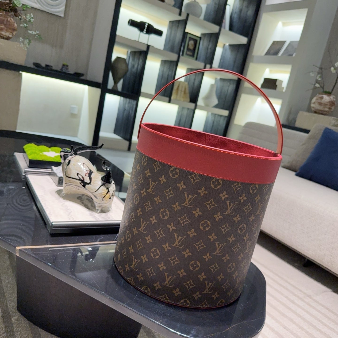 CUSTOM LV STORAGE BIN