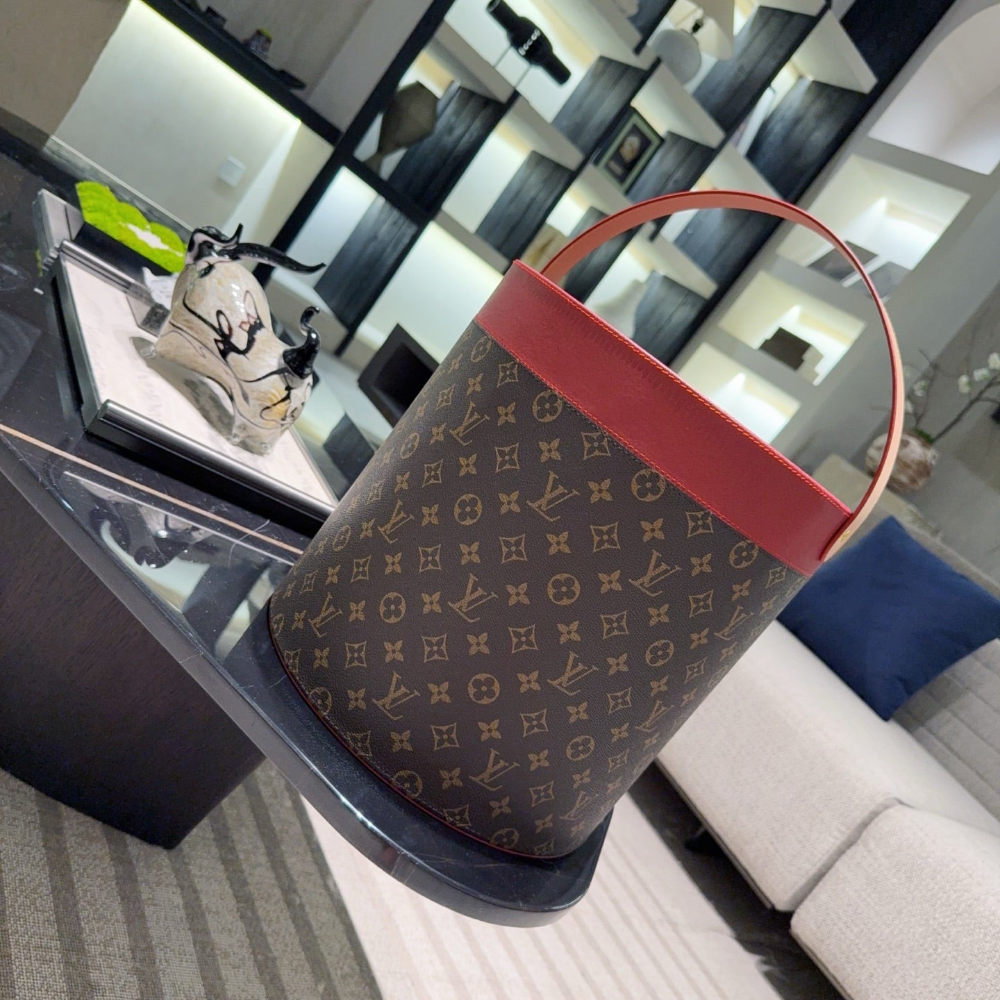 CUSTOM LV STORAGE BIN