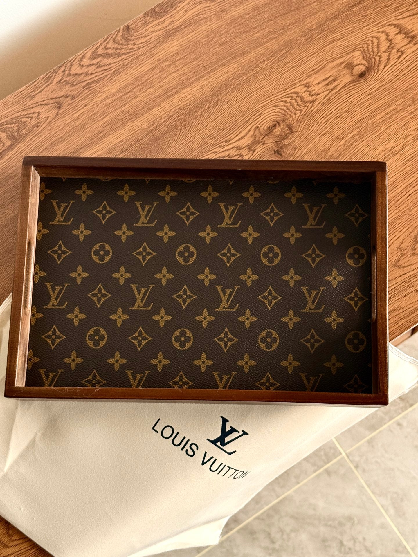 CUSTOM LV SERVING TRAY 2.0