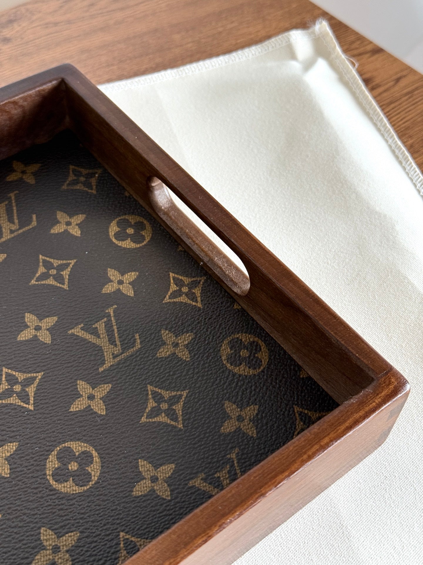 CUSTOM LV SERVING TRAY 2.0