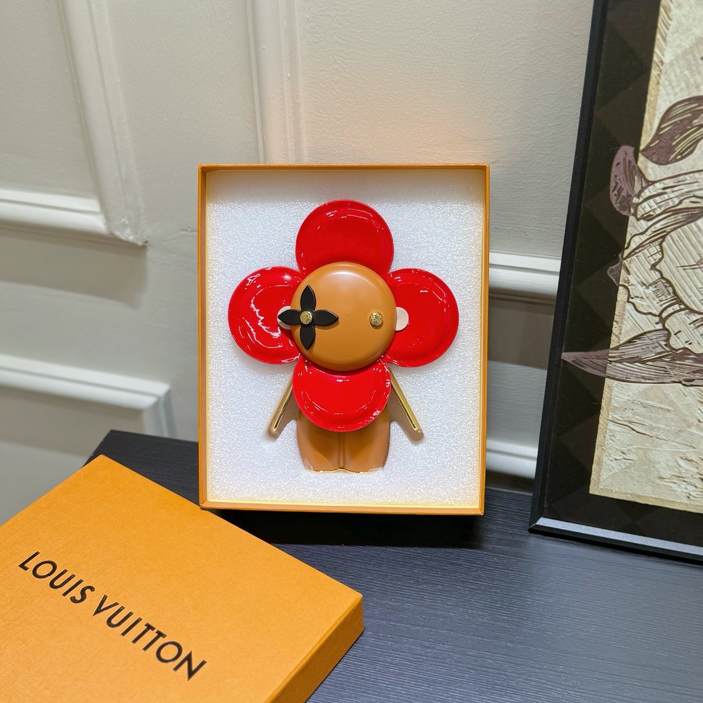 CUSTOM VIVIENNE FIGURINE