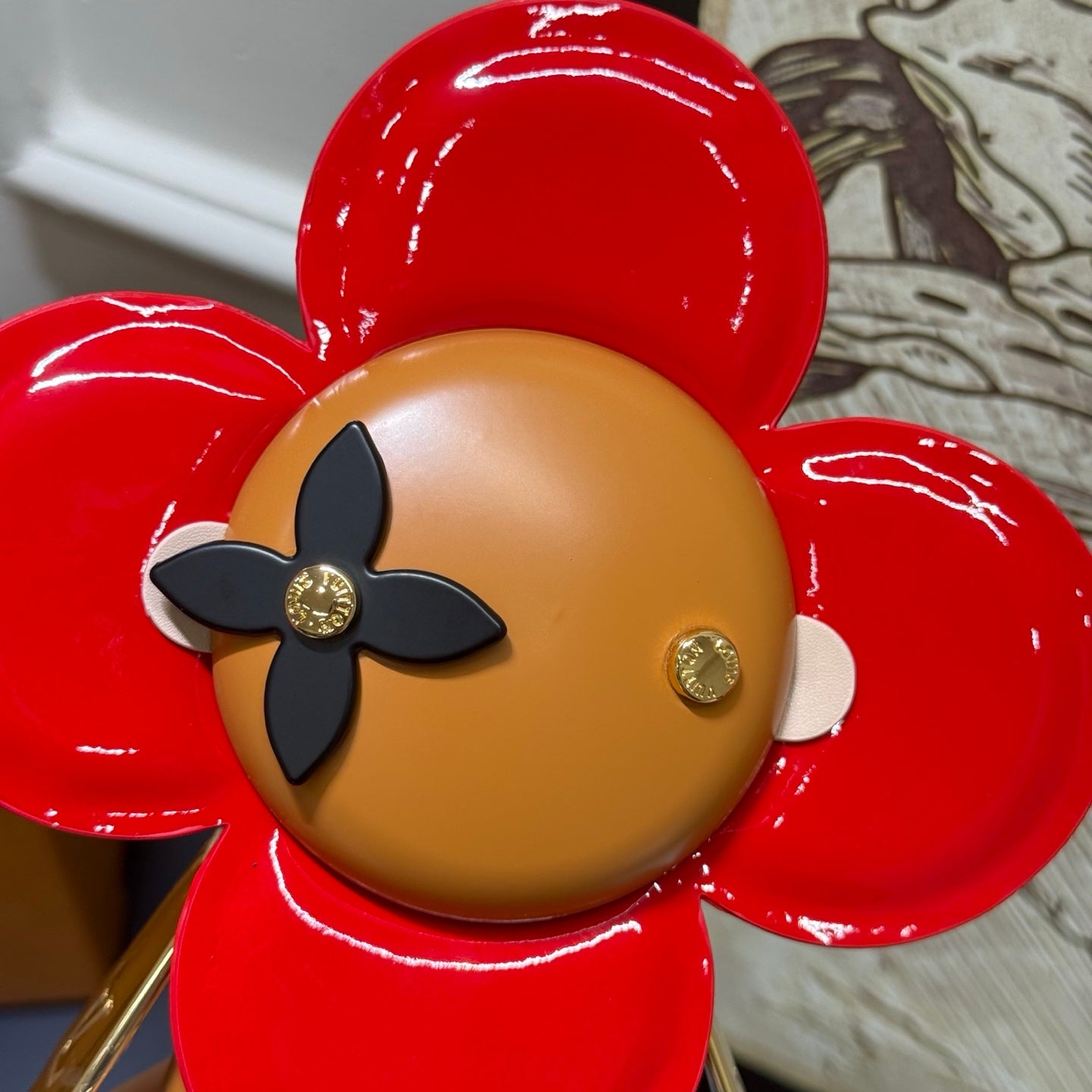 CUSTOM VIVIENNE FIGURINE