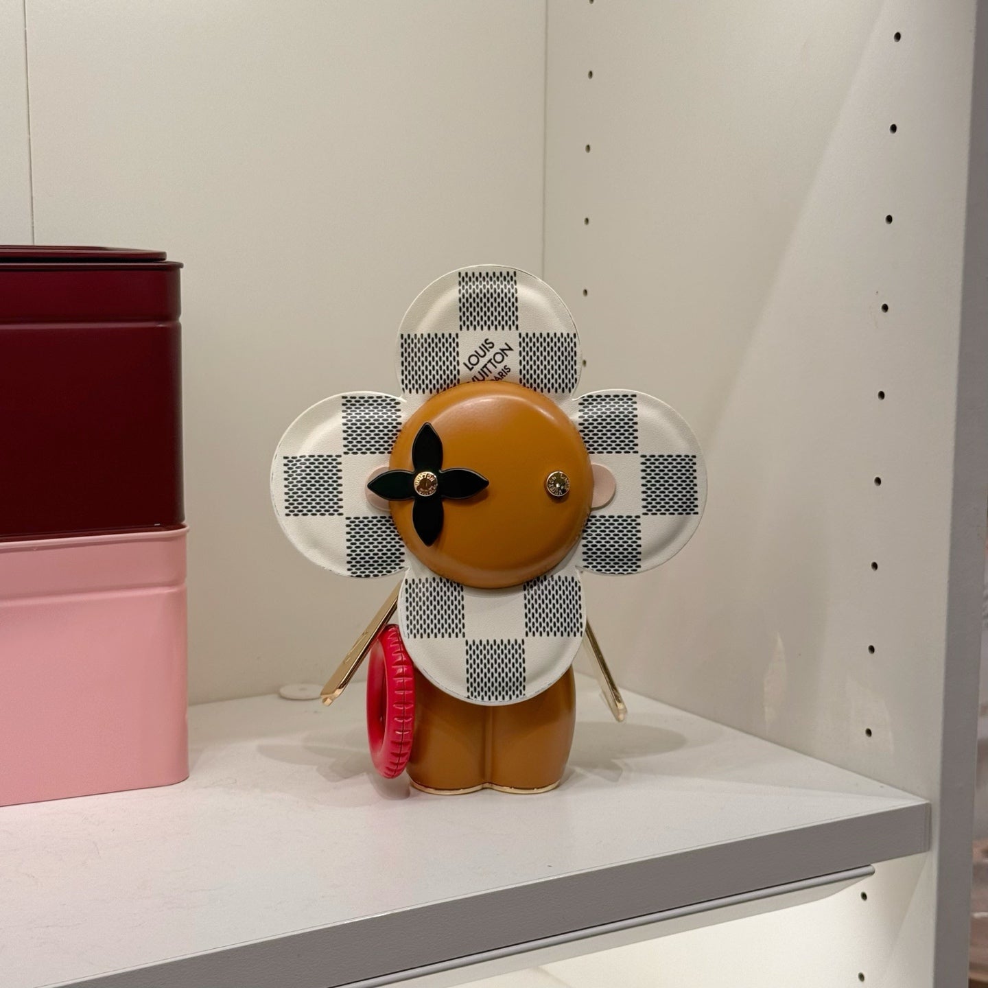 CUSTOM VIVIENNE FIGURINE