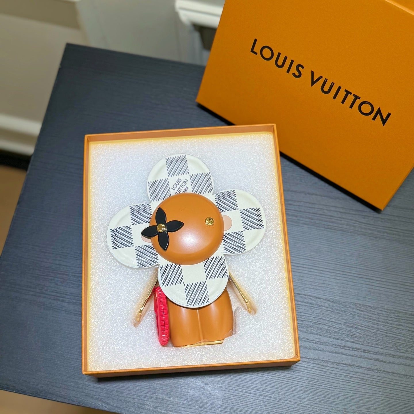 CUSTOM VIVIENNE FIGURINE