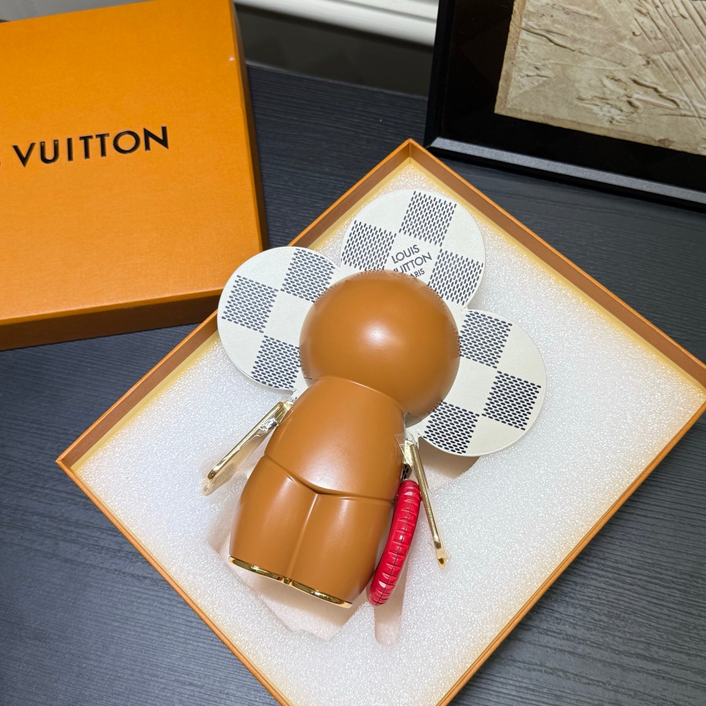 CUSTOM VIVIENNE FIGURINE