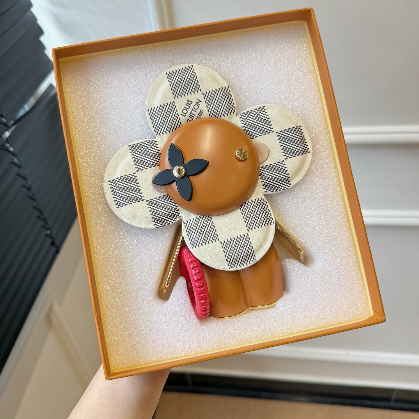 CUSTOM VIVIENNE FIGURINE