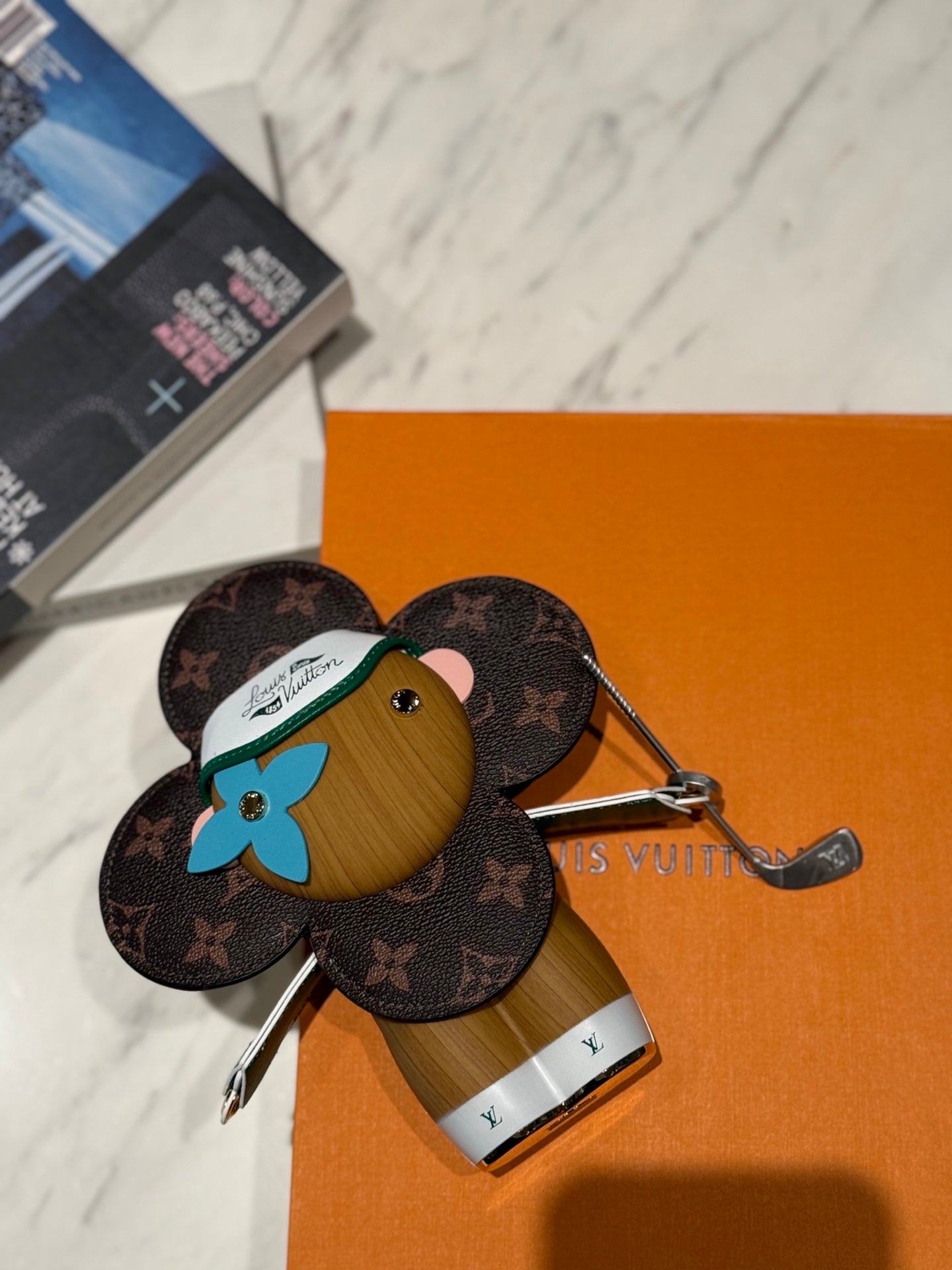 CUSTOM VIVIENNE SCENTED FIGURINE (BROWN)
