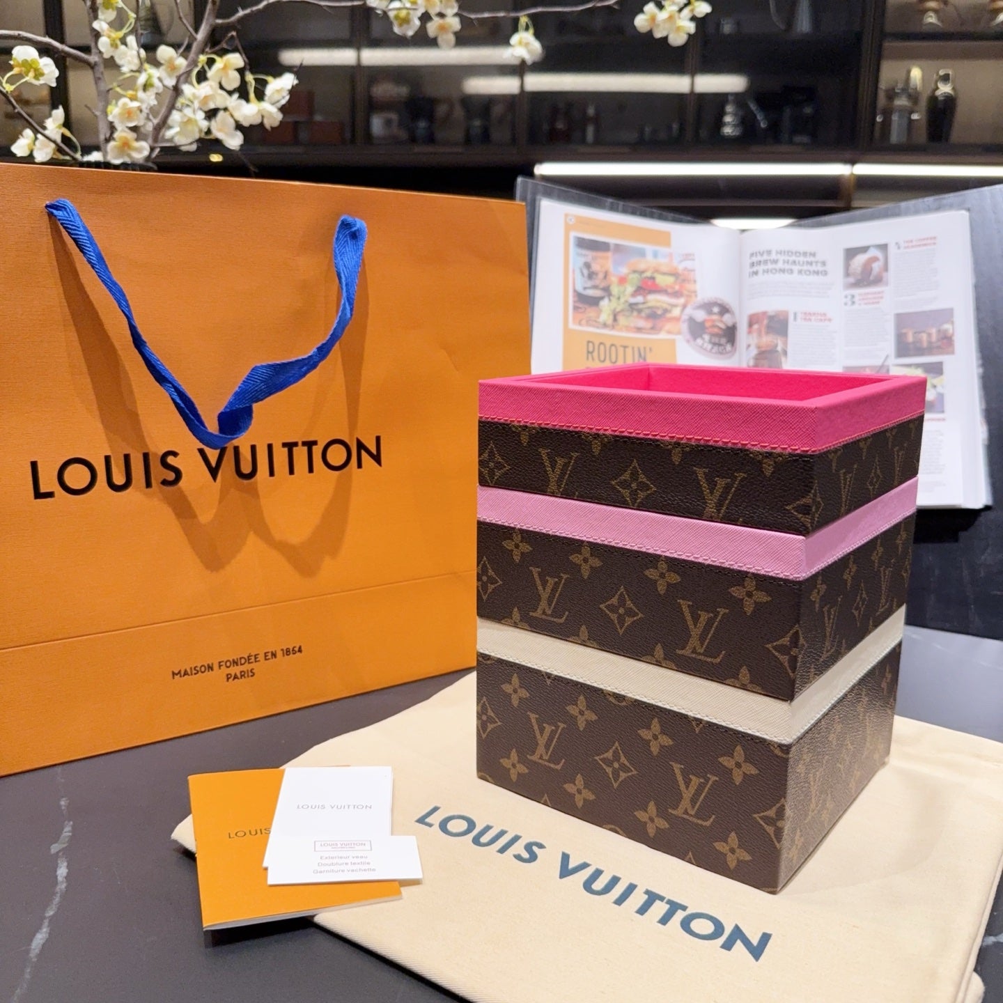 LV STACKABLE ACCESSORIES TRAY 2.0