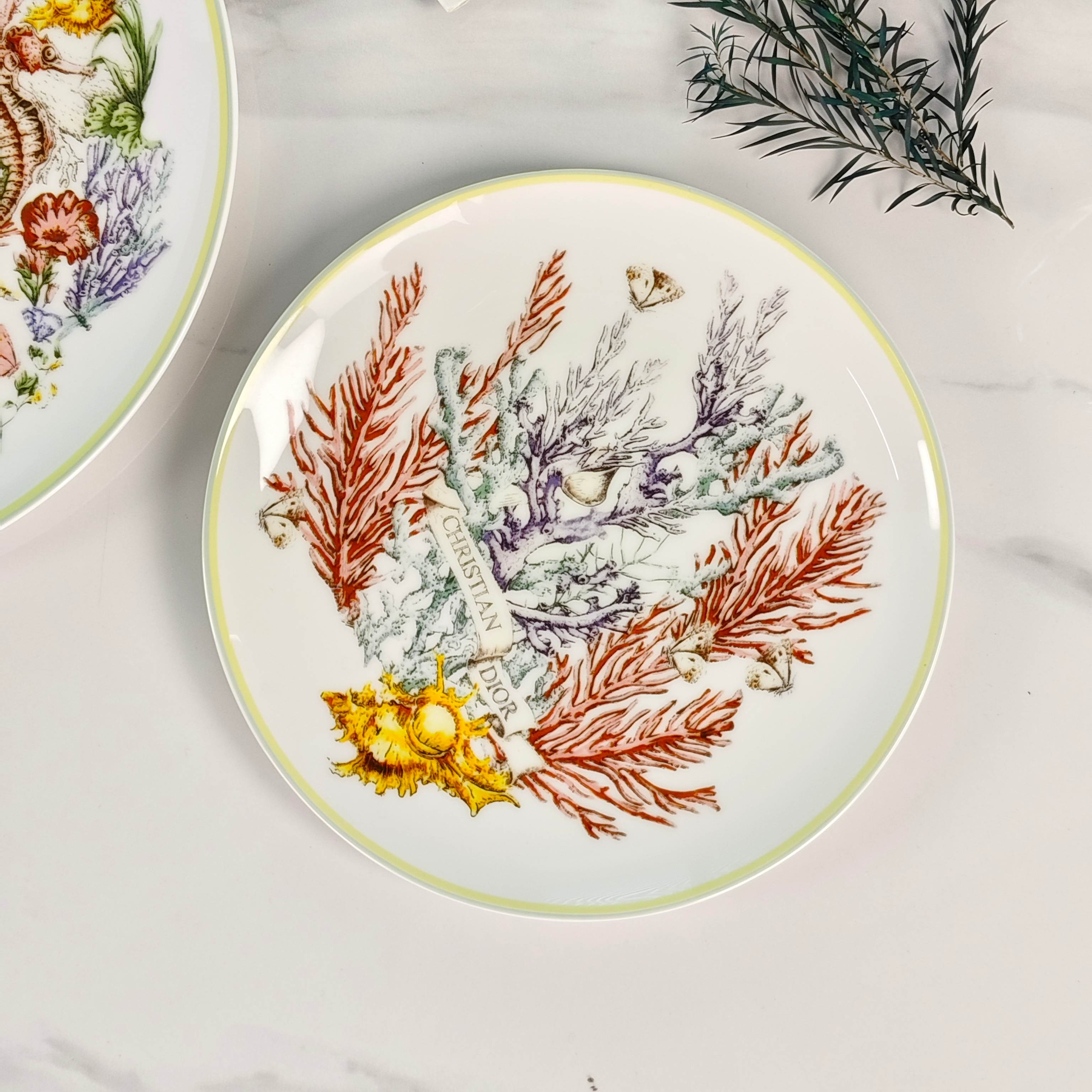 CHRISTIAN PLATES SET 3.0 (SEA)