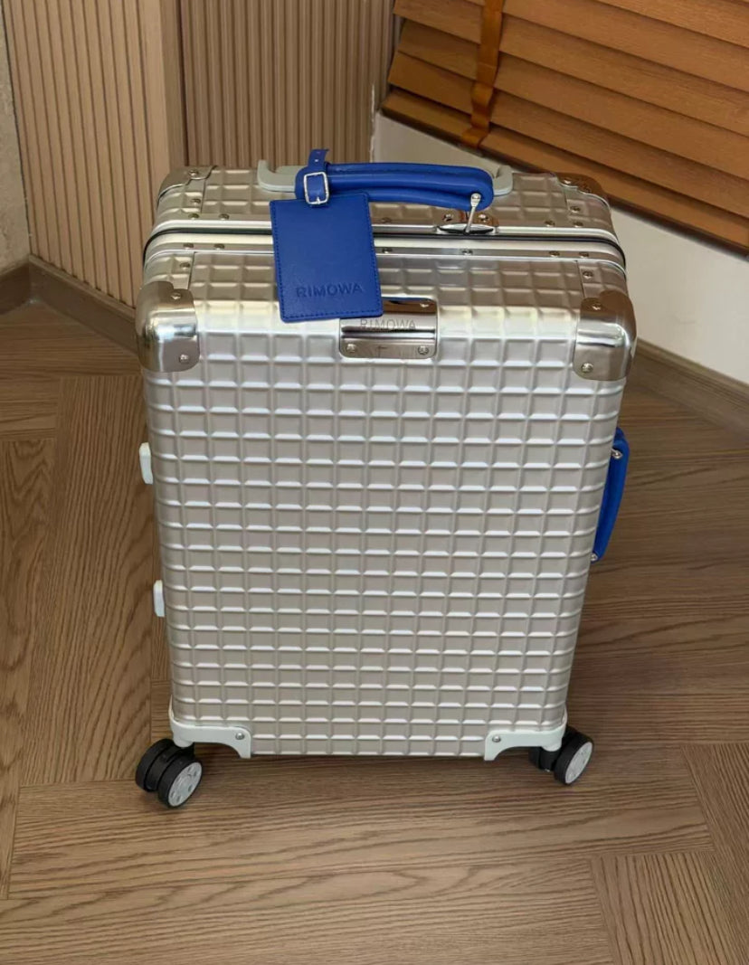 RIMOWA CLASSIC ALUMINIUM GRID 35L SUITCASE