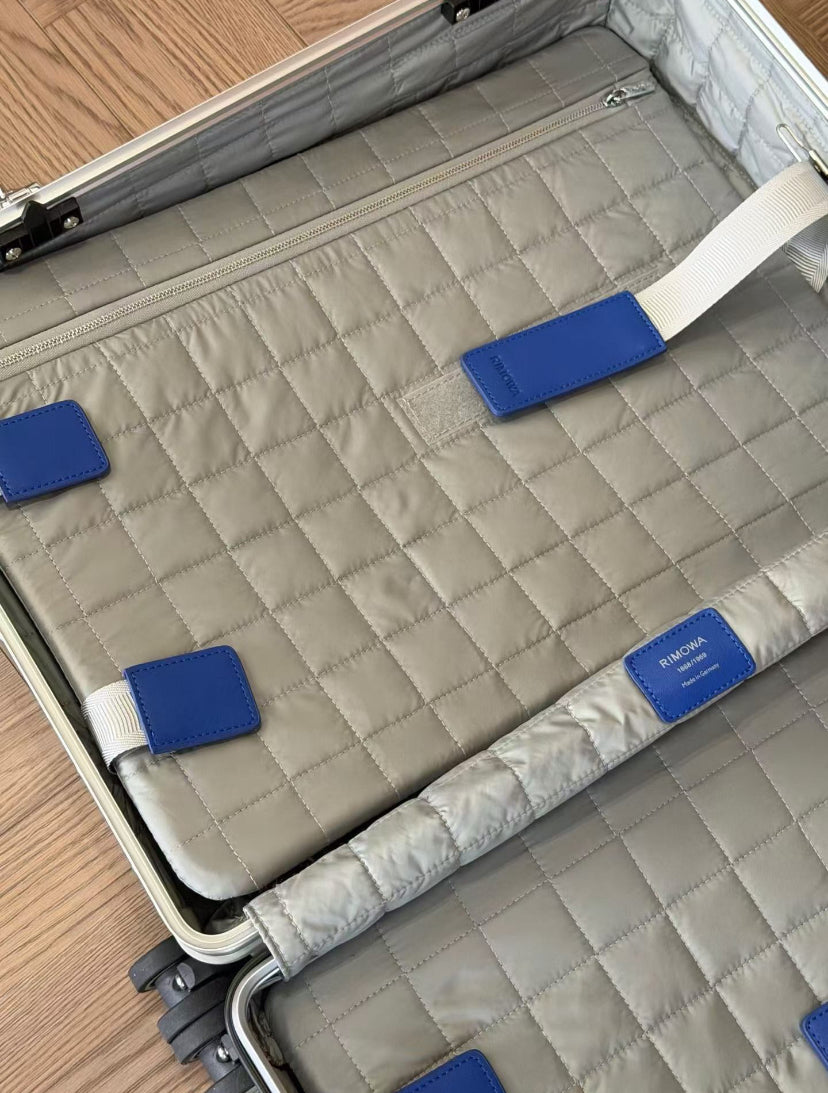 RIMOWA CLASSIC ALUMINIUM GRID 35L SUITCASE