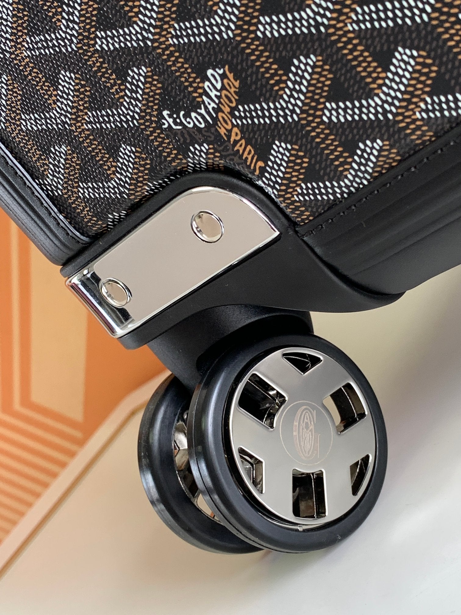 CUSTOM GOYARD 35L SUITCASE (BLACK)