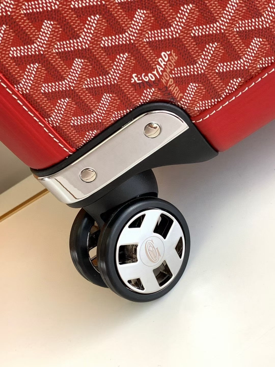 CUSTOM GOYARD 35L SUITCASE (RED)