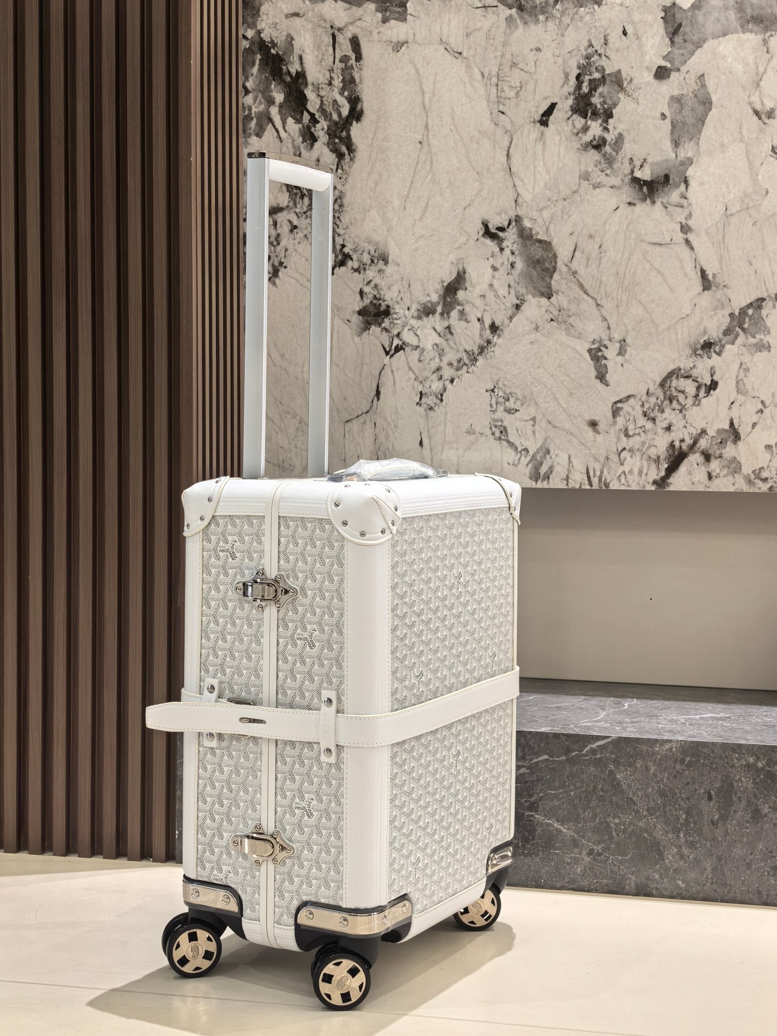 CUSTOM GOYARD 35L SUITCASE (WHITE)