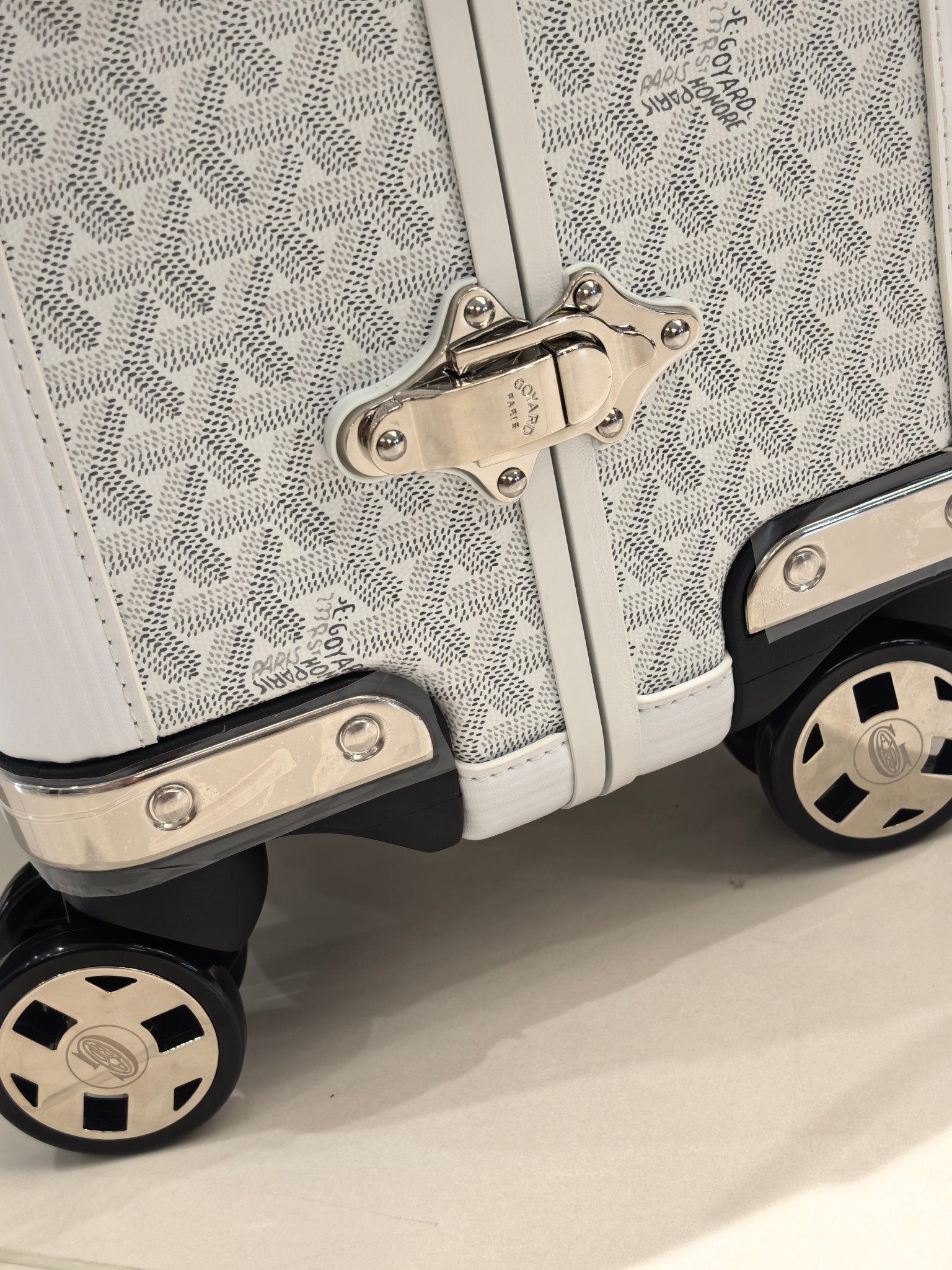 CUSTOM GOYARD 35L SUITCASE (WHITE)