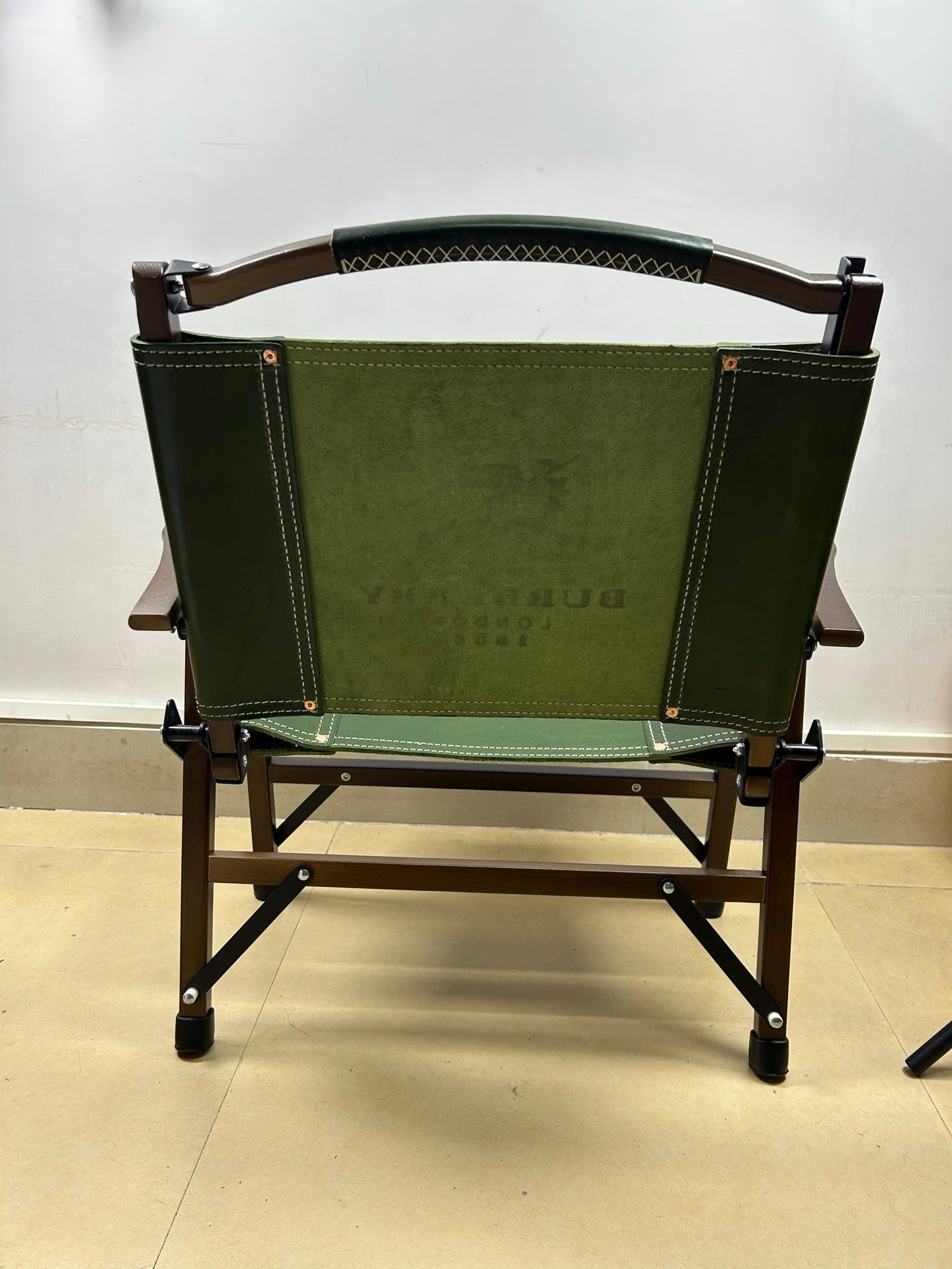 BURBERRY LEATHER FOLDING CHAIR (GREEN)