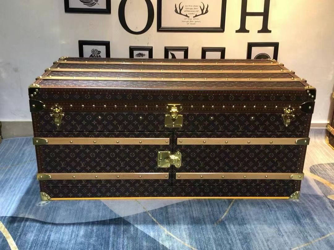 CUSTOM LV BROWN TRUNK (CABINET)