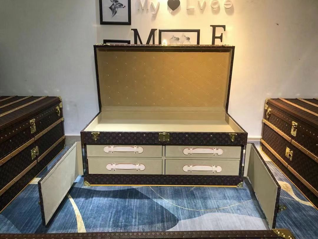 CUSTOM LV BROWN TRUNK (CABINET)