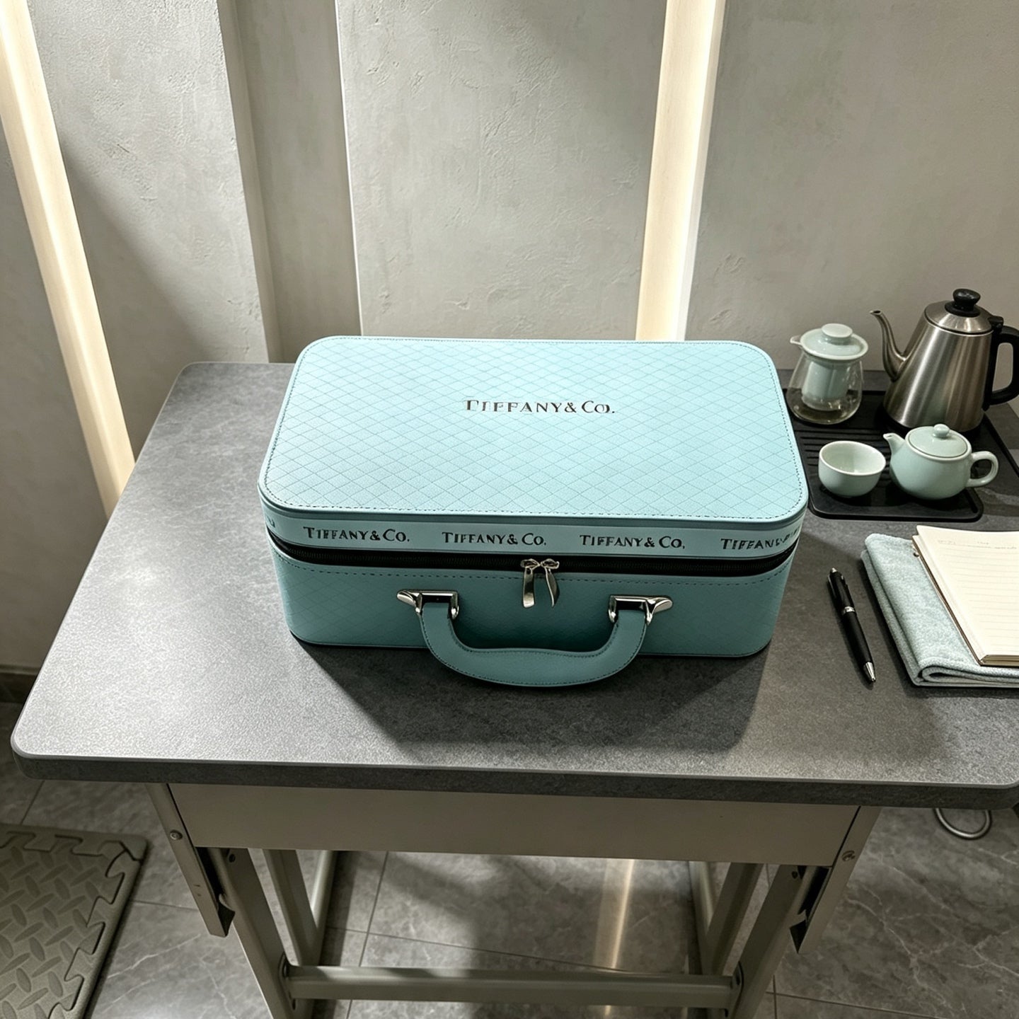 TIFFANY TEA SET 2.0