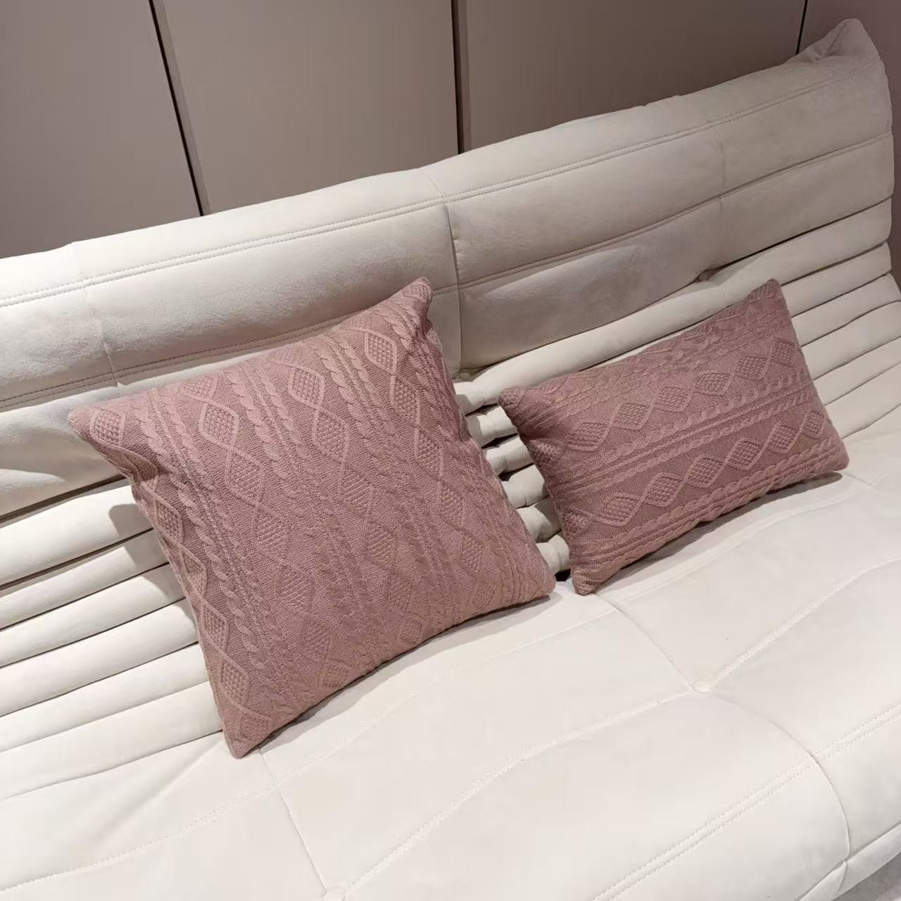 LORO PIANA KNITTED PILLOW SET (DARK PINK)