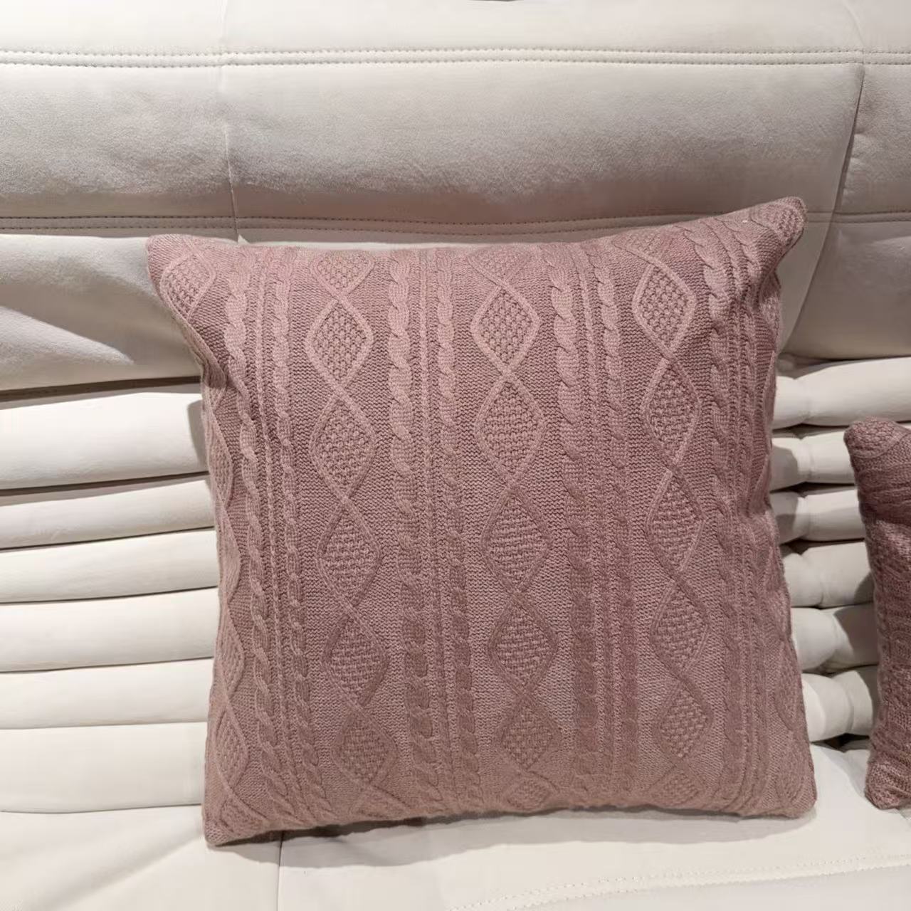 LORO PIANA KNITTED PILLOW SET (DARK PINK)