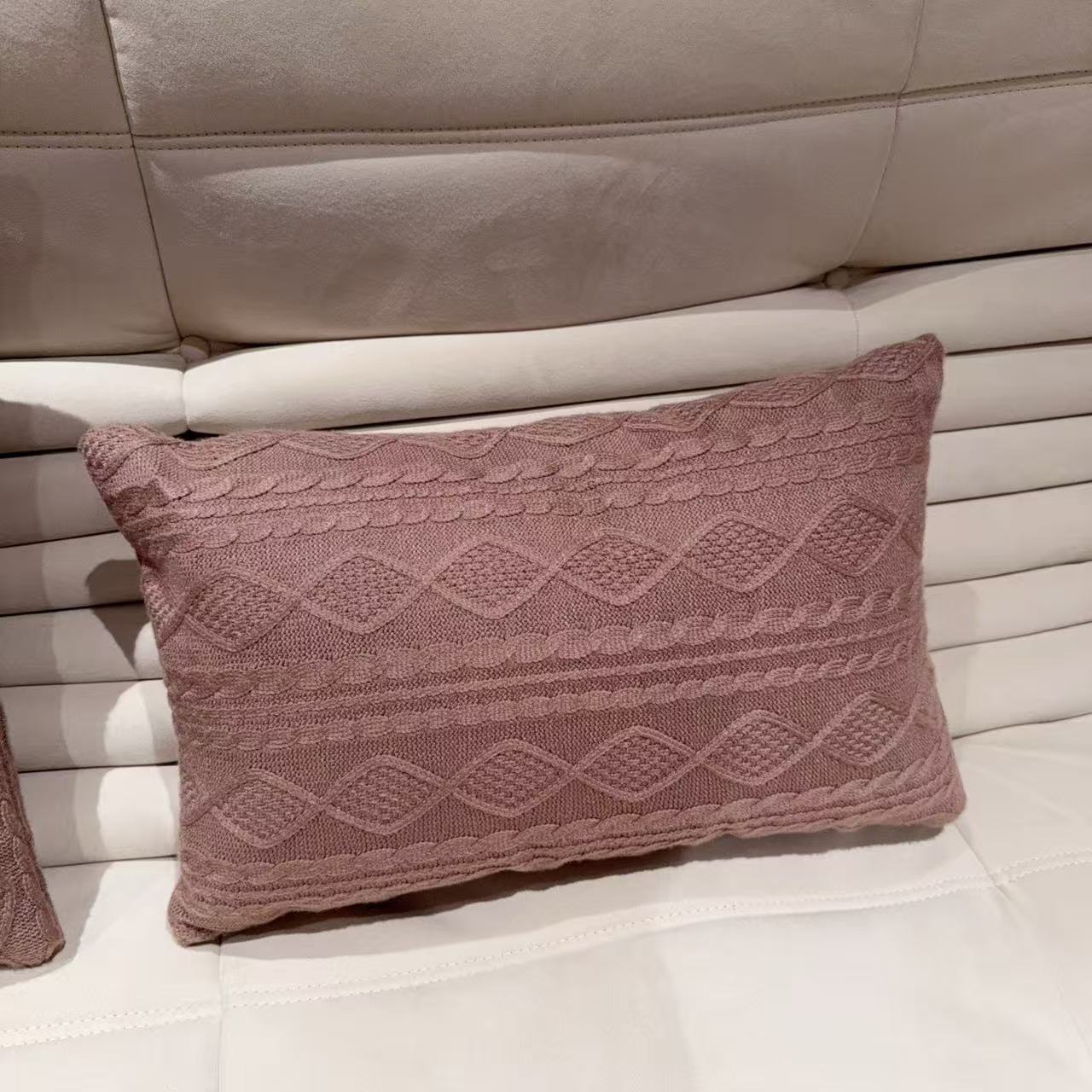 LORO PIANA KNITTED PILLOW SET (DARK PINK)