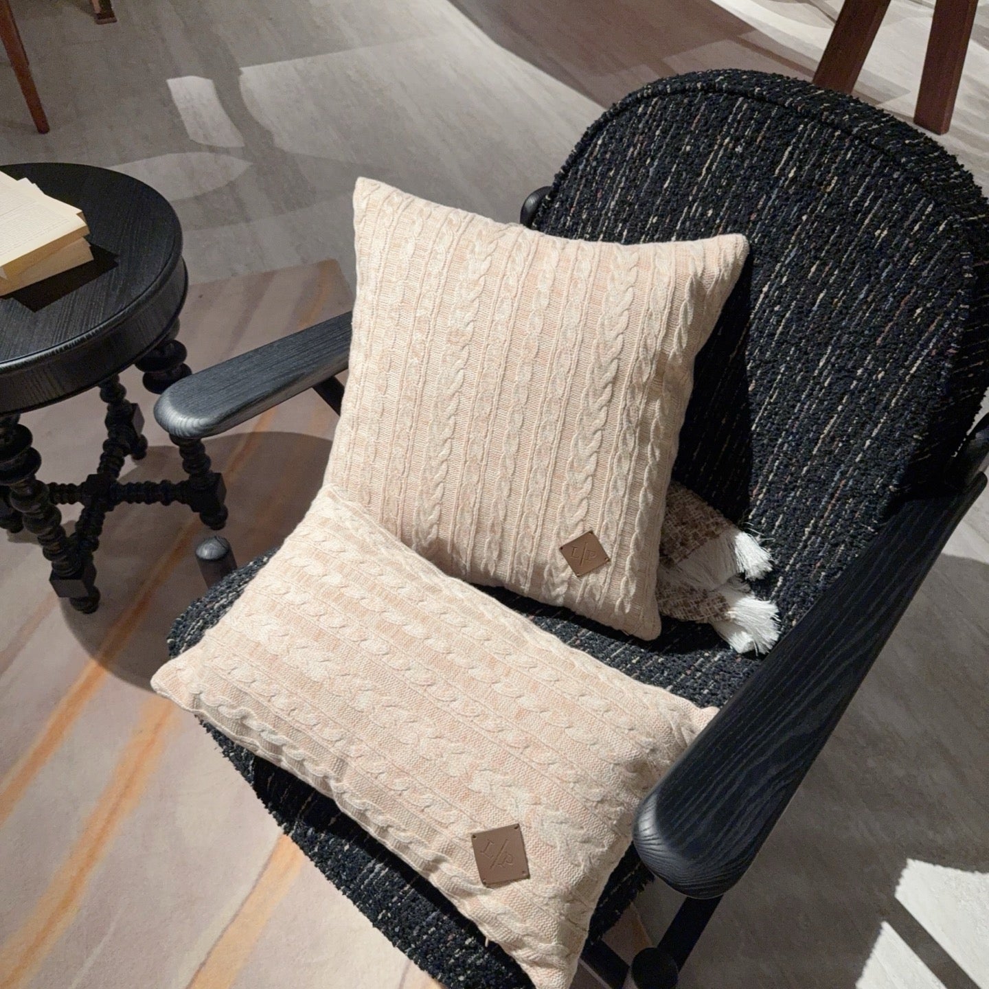 LORO PIANA KNITTED PILLOW SET (LIGHT PINK)