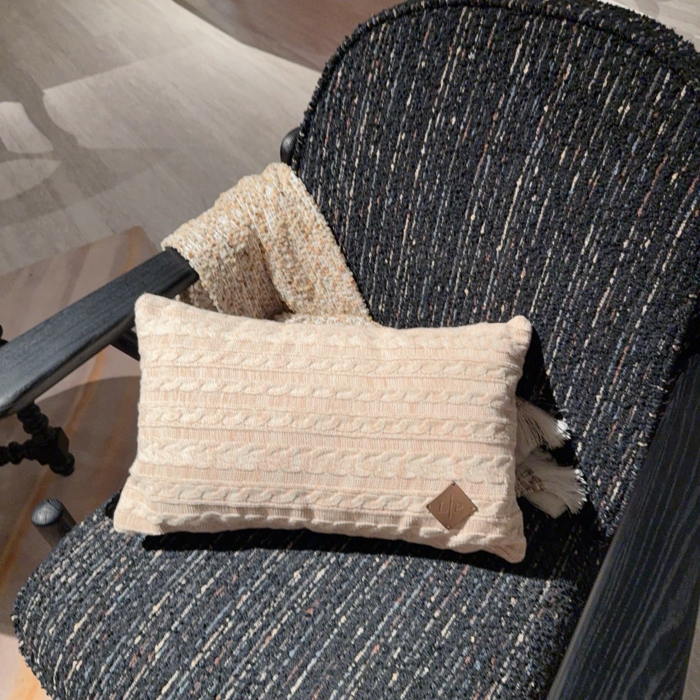 LORO PIANA KNITTED PILLOW SET (LIGHT PINK)