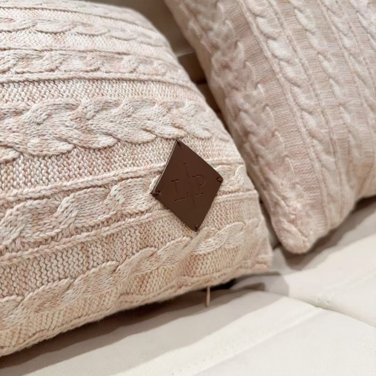 LORO PIANA KNITTED PILLOW SET (LIGHT PINK)