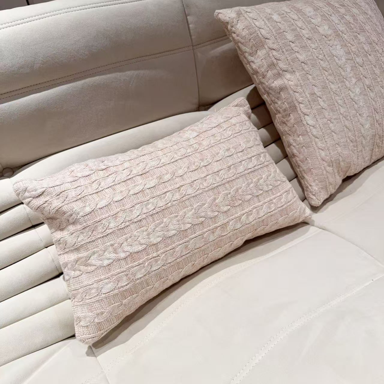 LORO PIANA KNITTED PILLOW SET (LIGHT PINK)