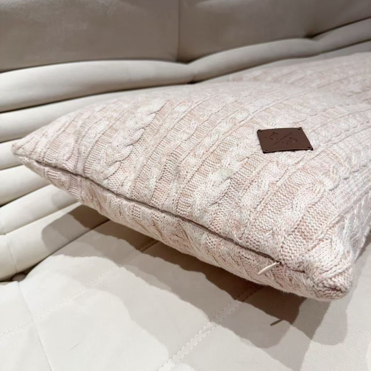 LORO PIANA KNITTED PILLOW SET (LIGHT PINK)