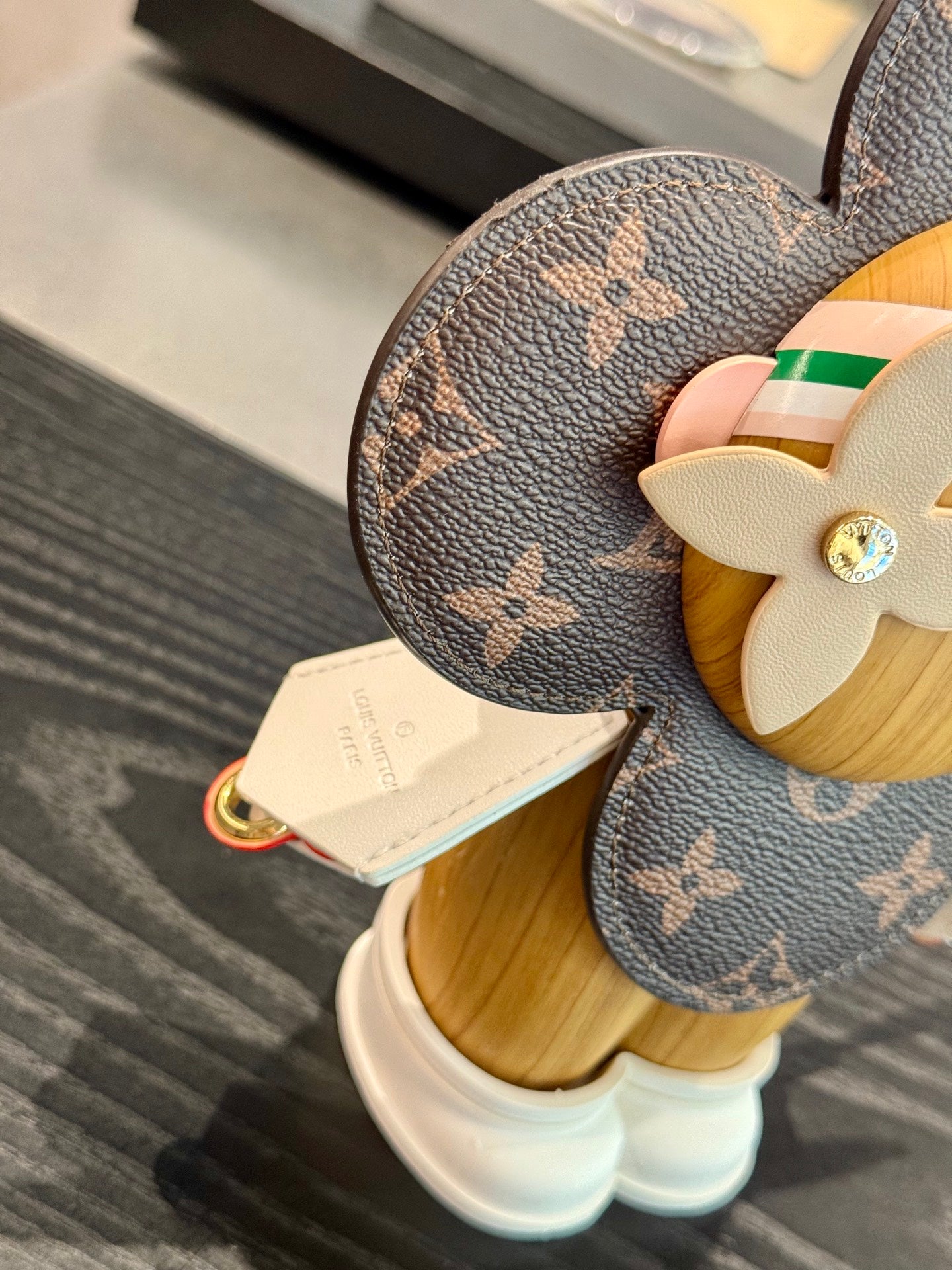 CUSTOM VIVIENNE SCENTED FIGURINE (BROWN TENNIS)