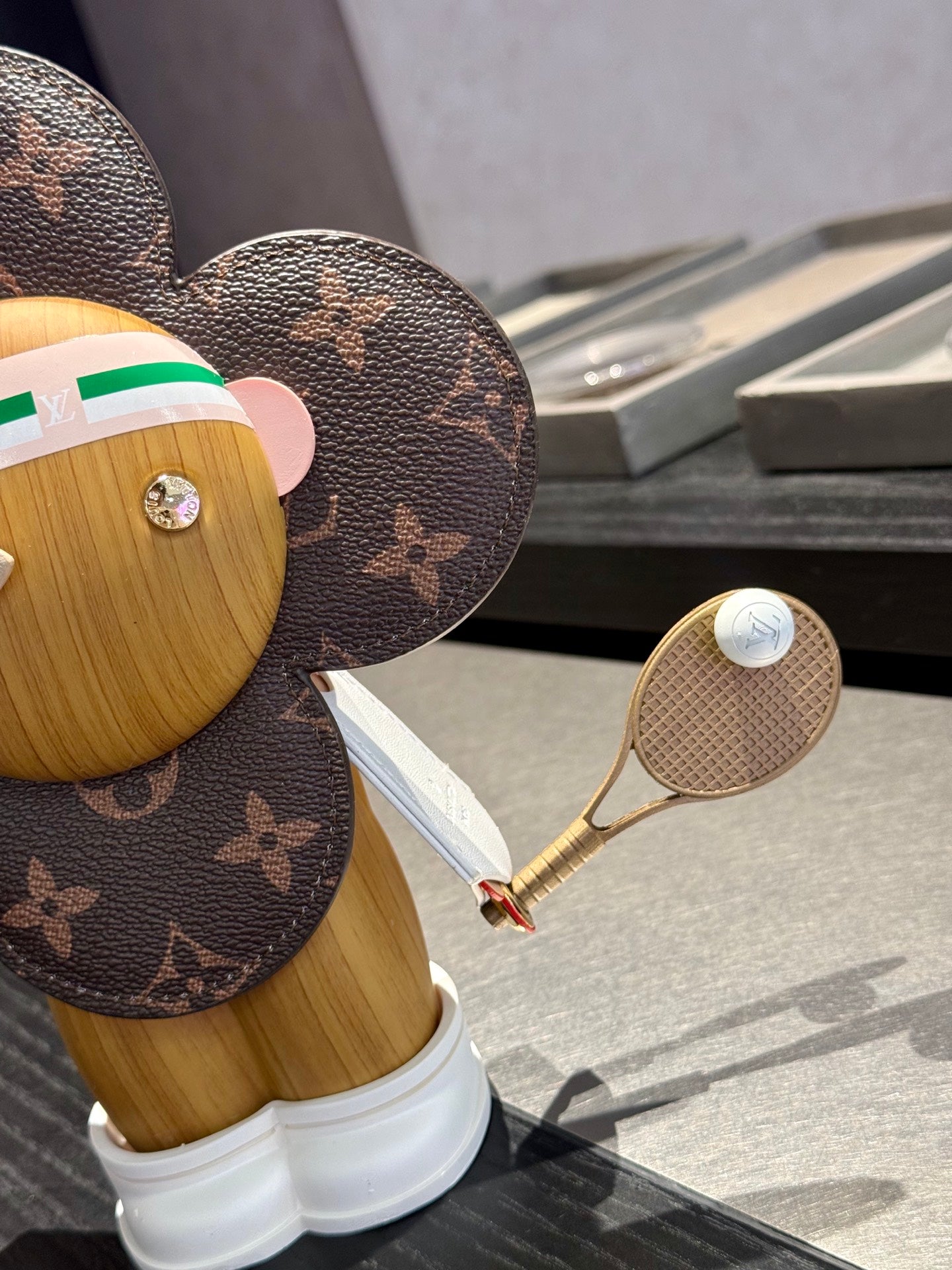 CUSTOM VIVIENNE SCENTED FIGURINE (BROWN TENNIS)