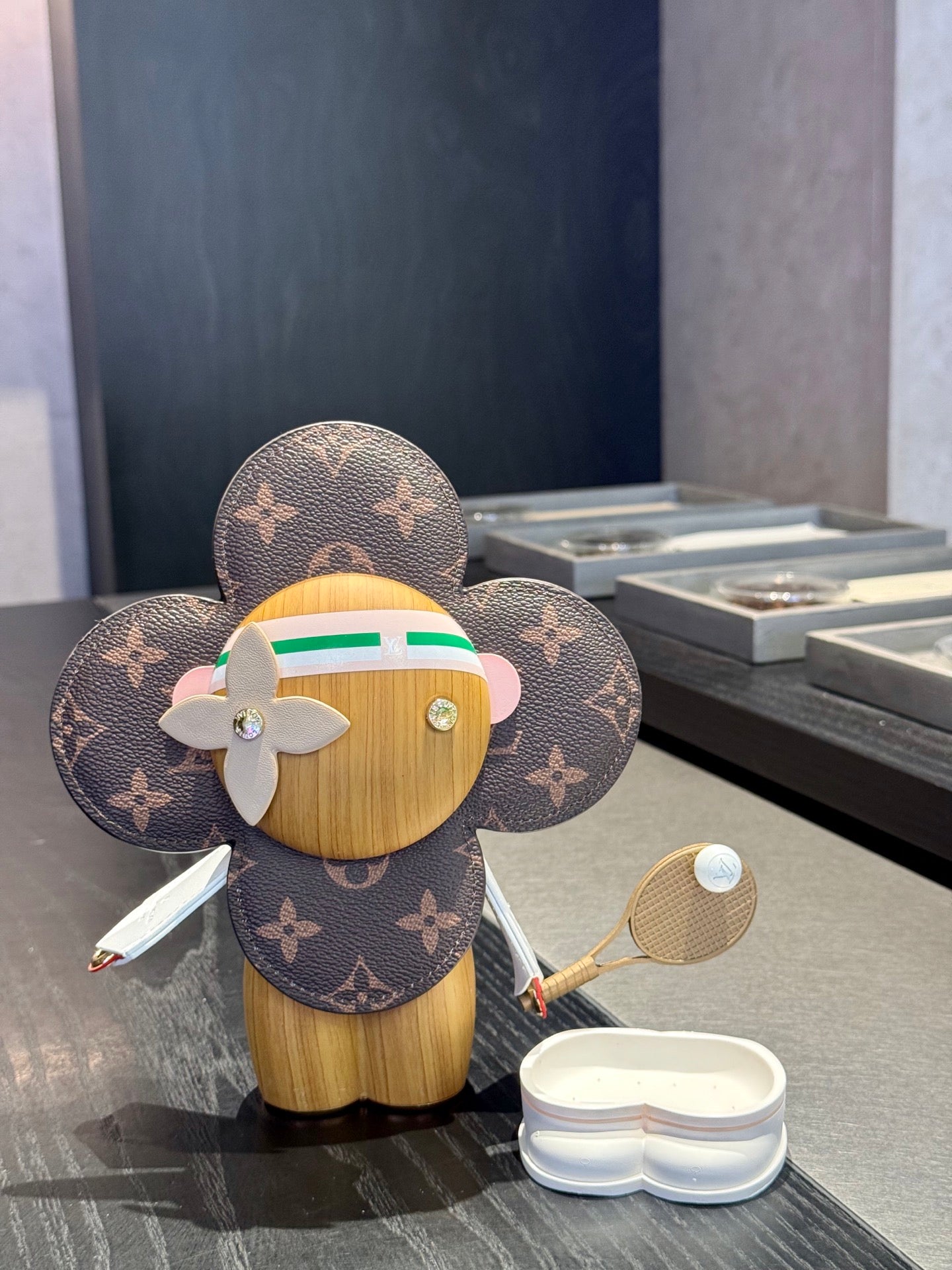 CUSTOM VIVIENNE SCENTED FIGURINE (BROWN TENNIS)