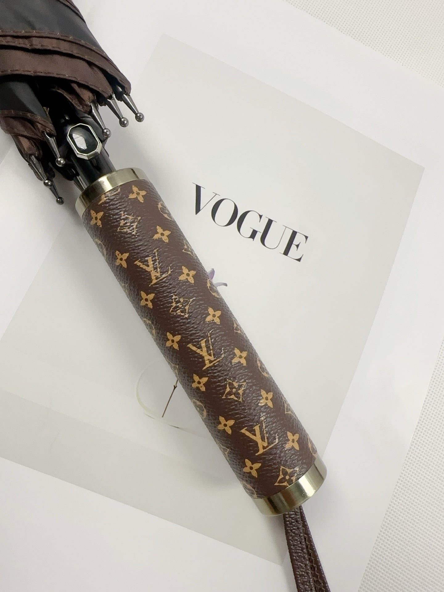 CUSTOM LV UMBRELLA