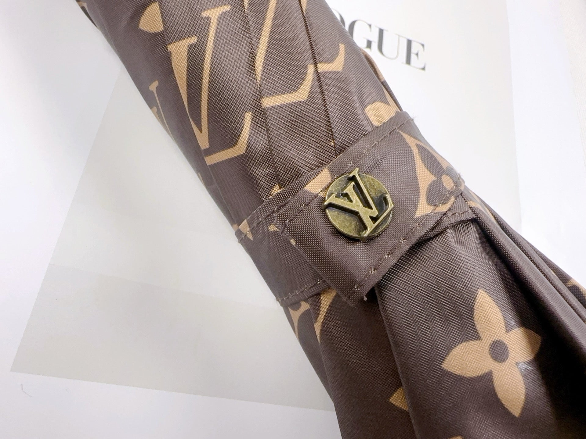 CUSTOM LV UMBRELLA