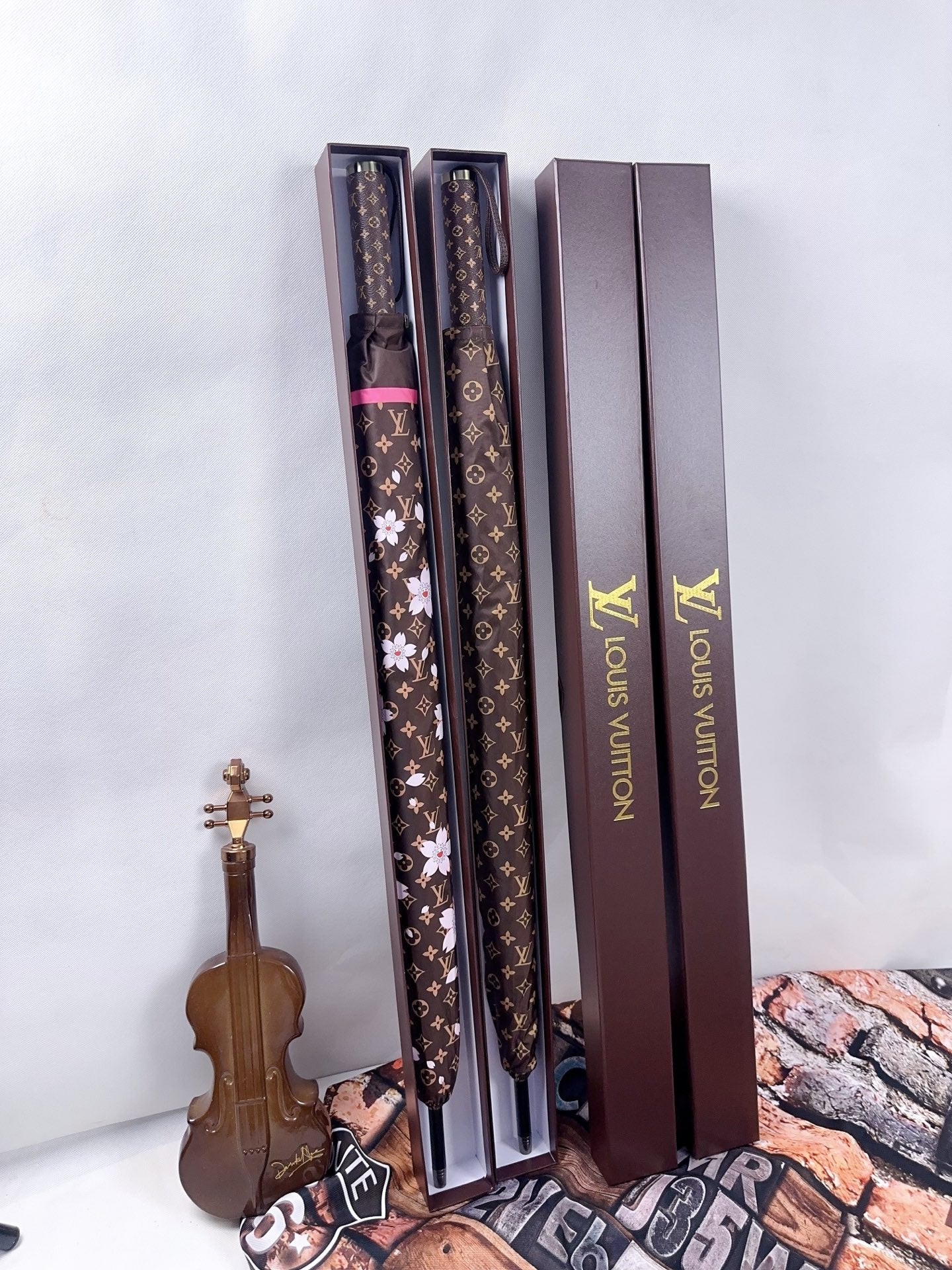 CUSTOM LV UMBRELLA (MURAKAMI)