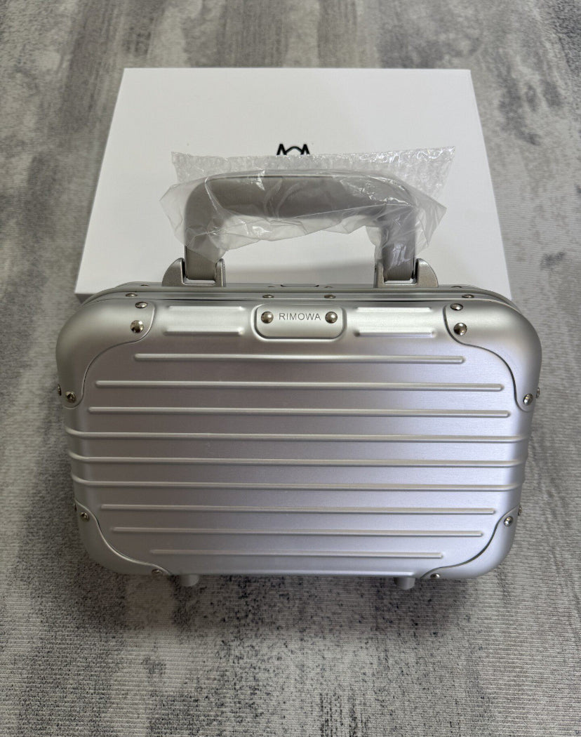RIMOWA SILVER TRAVEL WATCH CASE