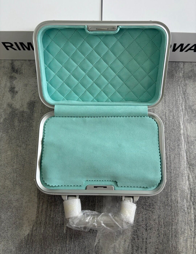 RIMOWA SILVER TRAVEL WATCH CASE