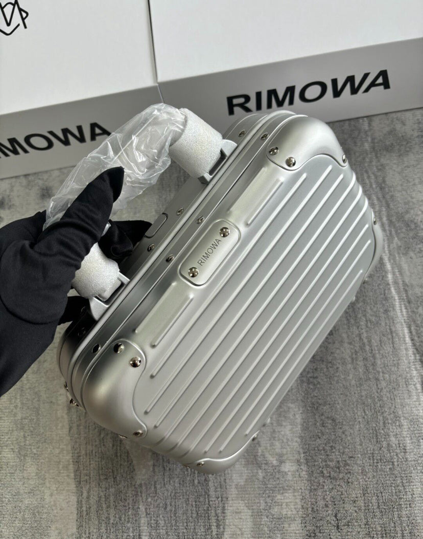 RIMOWA SILVER TRAVEL WATCH CASE
