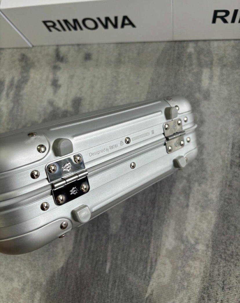 RIMOWA SILVER TRAVEL WATCH CASE