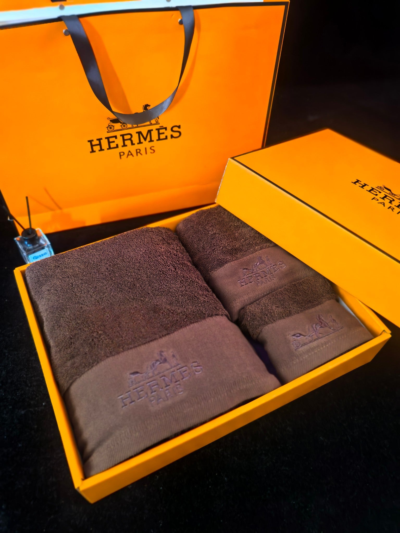 HERMES BATH TOWEL SET